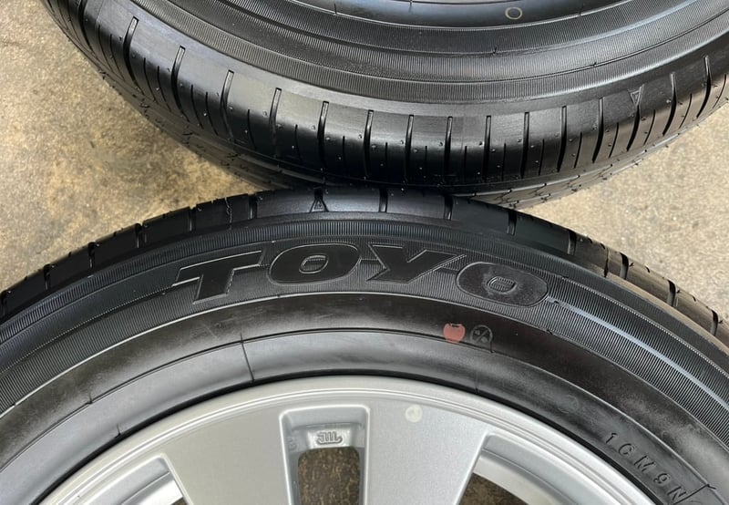 ล้อแม็กพร้อมยางป้ายแดง 5รู114 Nissan Serena รุ่นใหม่ล่าสุด ขอบ 15 ใหม่กริ๊บ