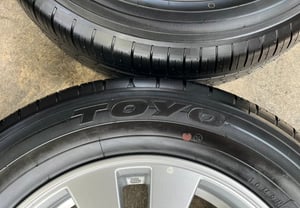 ล้อแม็กพร้อมยางป้ายแดง 5รู114 Nissan Serena รุ่นใหม่ล่าสุด ขอบ 15 ใหม่กริ๊บ