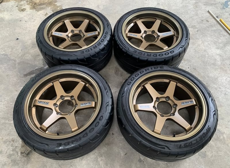ล้อแม็กแต่ง 6รู139 TE37 ขอบ 18 แถมยาง Goodride ปี 22