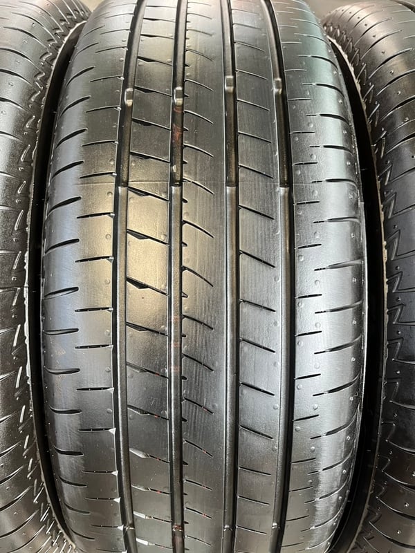ยางป้ายแดง 215-55-17 Bridgestone ปลายปี 25 สวยกริ๊บ
