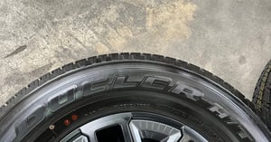 ยางใหม่ป้ายแดง 255-70-17 Bridgestone ปี 25 ใหม่กริ๊บ ถอดจากโชว์รูม