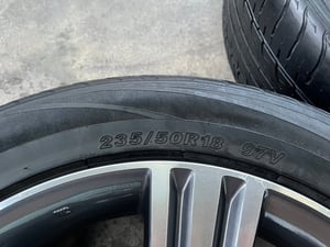 ล้อแม็ก ISUZU X-Series ขอบ 18 เทาหน้าเงา พร้อมยาง 235-50-18 ARISUN ปี 22