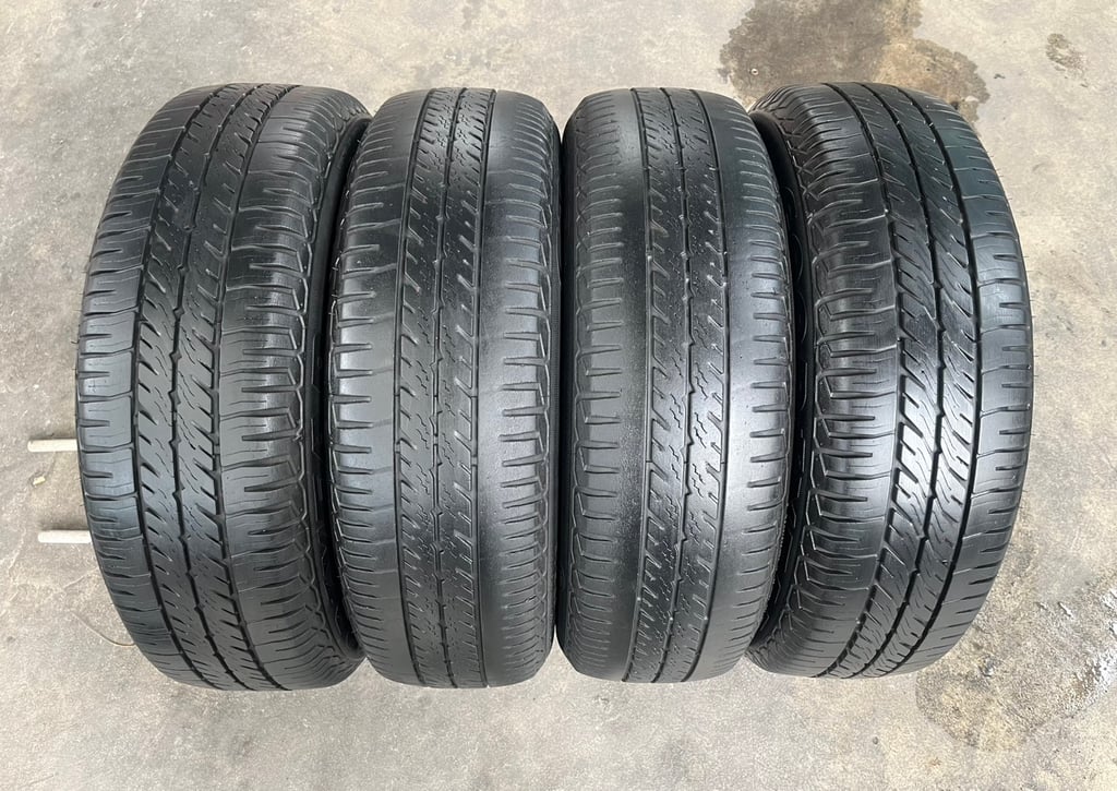 ล้อกระทะ 4รู100 Toyota ขอบ 15 แถมยาง 175-65-15 Goodyear ปี 19