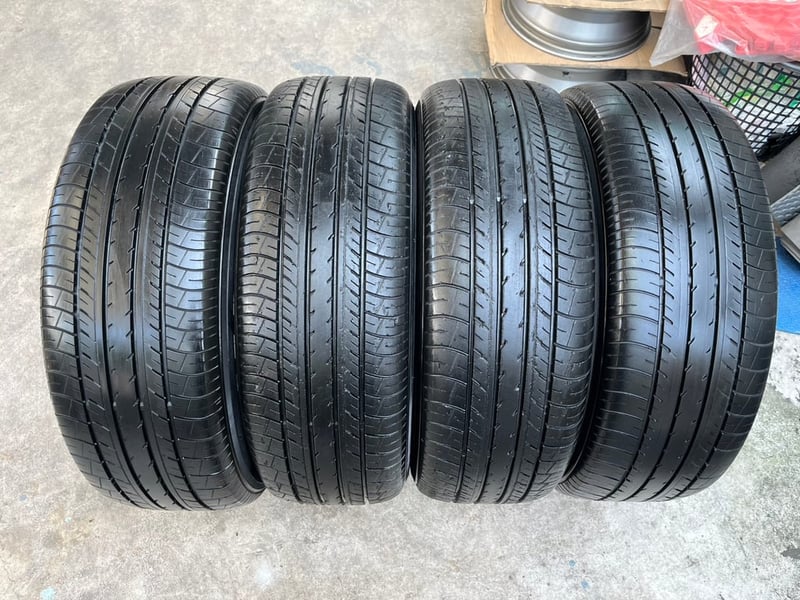 ล้อกระทะ 6รู139 Toyota ขอบ 17 สีบอร์น แถมยาง 215-55-17 Yokohama ปี 19 ล้อกระทะ 6รู139 Toyota ขอบ 17 สีบอร์น แถมยาง 215-55-17 Yokohama ปี 19