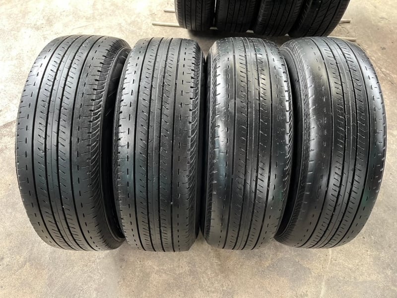ล้อแม็ก 6รู139 Toyota ขอบ 15 แถมยาง 215-70-15 Bridgestone ปี 23 ใส่กับ รถตู้ Commuter 6รู139 ได้เลย
