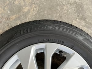 ล้อแม็กพร้อมยางใหม่ป้ายแดง Nissan Almera รุ่นใหม่ ขอบ 15 สวยกริ๊บ ล้อแม็กพร้อมยางใหม่ป้ายแดง Nissan Almera รุ่นใหม่ ขอบ 15 สวยกริ๊บ