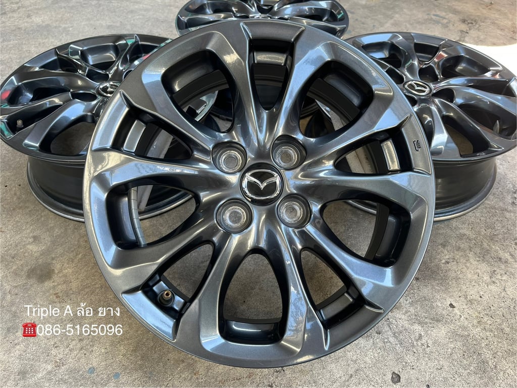 ล้อแม็ก Mazda 2 Skyactive ขอบ 15 สีดำ สภาพสวย