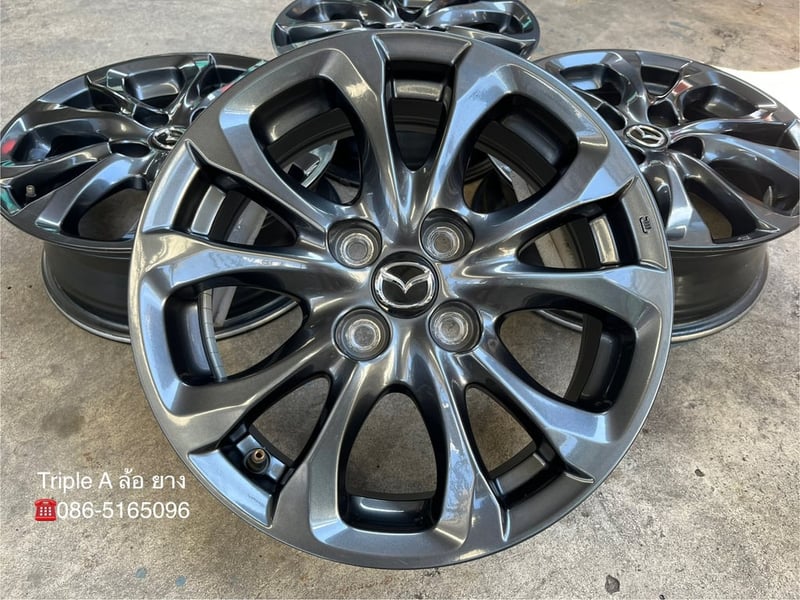 ล้อแม็ก Mazda 2 Skyactive ขอบ 15 สีดำ สภาพสวย