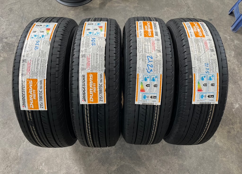 ล้อแม็ก ISUZU D-Max ขอบ 15 พร้อมยางใหม่ 215-70-15 Bridgestone ปี 25 ล้อแม็ก ISUZU D-Max ขอบ 15 พร้อมยางใหม่ 215-70-15 Bridgestone ปี 25