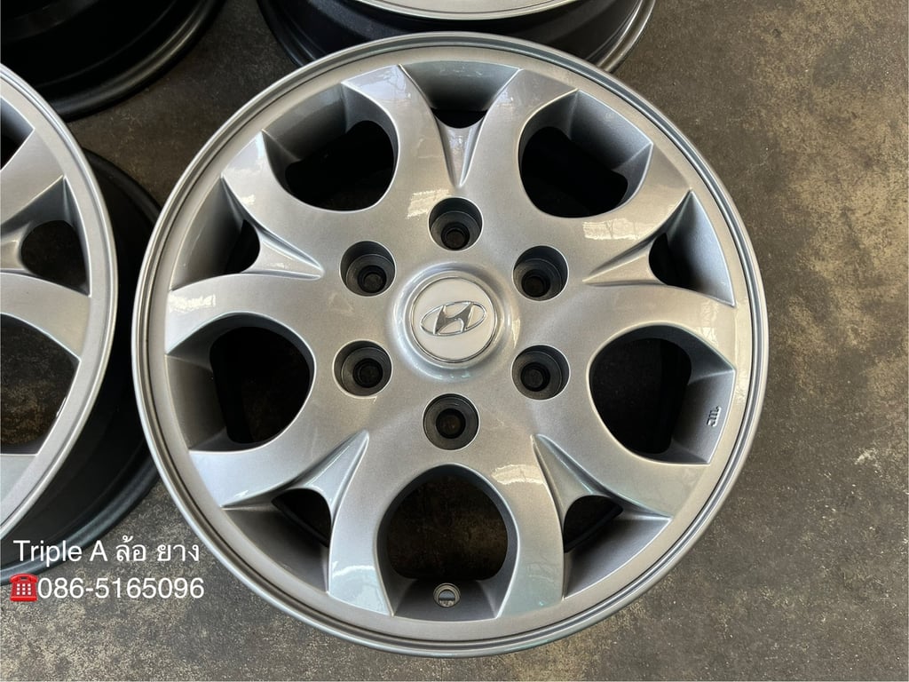 ล้อแม็ก ฮุนได Hyundai H1 ขอบ 16 สีไฮเปอร์ สภาพสวยมาก ล้อแม็ก ฮุนได Hyundai H1 ขอบ 16 สีไฮเปอร์ สภาพสวยมาก