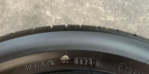 ยางใหม่ป้ายแดง 185-60-16 Dunlop ปลายปี 24 สวยกริ๊บ ถอดจากรถใหม่ป้ายแดง ยางใหม่ป้ายแดง 185-60-16 Dunlop ปลายปี 24 สวยกริ๊บ ถอดจากรถใหม่ป้ายแดง