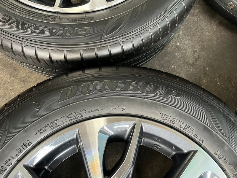 ล้อแม็ก Nissan Almera Sportech ขอบ 15 เทาหน้าเงา พร้อมยางใหม่ 185-65-15 Dunlop ปี 24
