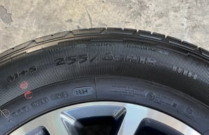 ล้อแม็กพร้อมยางใหม่ป้ายแดง Ford Everest รุ่นใหม่ล่าสุด ขอบ 18 ปี 24 ใหม่กริ๊บ