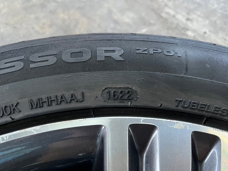 ล้อแม็ก ISUZU X-Series ขอบ 18 เทาหน้าเงา พร้อมยาง 235-50-18 ARISUN ปี 22