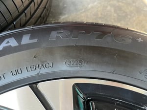 ล้อแม็ก Honda CRV G5 ตัวท็อป ขอบ 18 ดำหน้าเงา พร้อมยางป้ายแดง 225-60-18 CHAOYANG ปี 25