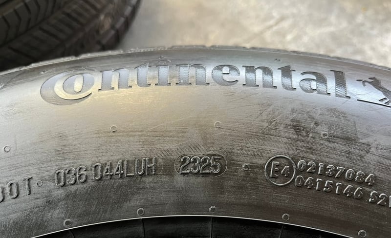 ยางป้ายแดง 265-65-17 Continental ปี 25 สวยกริ๊บ ยางป้ายแดง 265-65-17 Continental ปี 25 สวยกริ๊บ