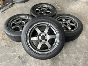 ล้อแม็ก 4รู100 TE37 ขอบ 15 สีเทา พร้อมยาง 195-55-15 Bridgestone ปลายปี 22 