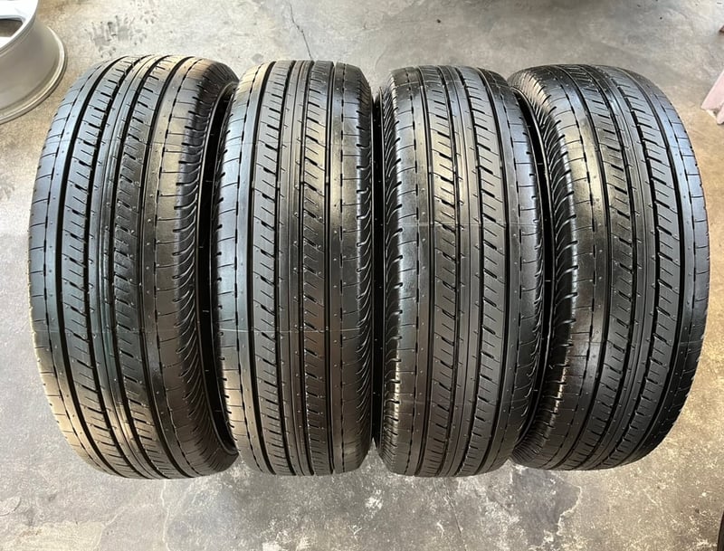 ล้อแม็กป้ายแดง Toyota Revo ขอบ 16 พร้อมยางป้ายแดง 215-65-16 Bridgestone ปลายปี 25 ล้อแม็กป้ายแดง Toyota Revo ขอบ 16 พร้อมยางป้ายแดง 215-65-16 Bridgestone ปลายปี 25