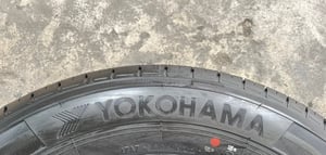 ยางใหม่ป้ายแดง 235-65-16 Yokohama ปลายปี 25 สวยกริ๊บ ยางใหม่ป้ายแดง 235-65-16 Yokohama ปลายปี 25 สวยกริ๊บ
