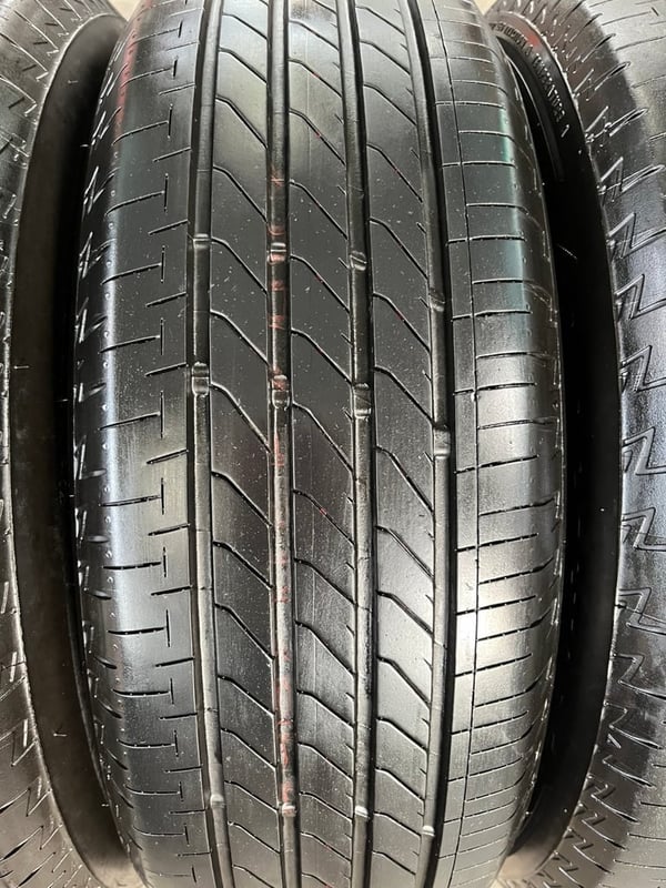 ล้อแม็ก 5รู100 Toyota Altis ขอบ 15 สีเทา พร้อมยาง 195-65-15 Bridgestone ปลายปี 22