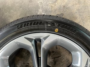 ล้อแม็กป้ายแดง Honda Civic EHEV EL รุ่นใหม่ล่าสุด ขอบ 17 พร้อมยางใหม่ป้ายแดง 215-50-17 Bridgestone ปี 26 ล้อแม็กป้ายแดง Honda Civic EHEV EL รุ่นใหม่ล่าสุด ขอบ 17 พร้อมยางใหม่ป้ายแดง 215-50-17 Bridgestone ปี 26
