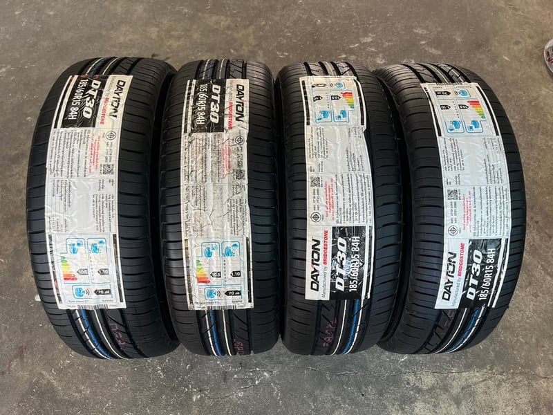 ล้อแม็ก Mitsu Attrage ขอบ 15 สีบอร์น พร้อมยางใหม่ 185-60-15 DAYTON ปี 26 ล้อแม็ก Mitsu Attrage ขอบ 15 สีบอร์น พร้อมยางใหม่ 185-60-15 DAYTON ปี 26