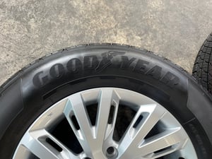 ล้อแม็กพร้อมยางใหม่ป้ายแดง ISUZU D-Max ขอบ 18 ใหม่กริ๊บ