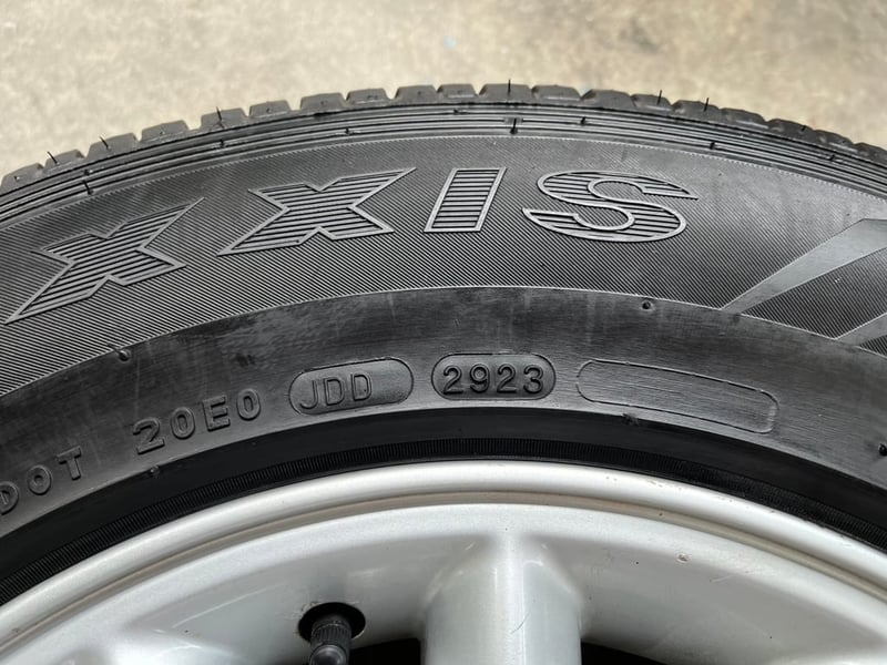 ล้อแม็ก ISUZU D-Max ขอบ 15 พร้อมยาง 215-70-15 Maxxis MA-579 สัปดาห์ที่ 29 ปี 23 ล้อแม็ก ISUZU D-Max ขอบ 15 พร้อมยาง 215-70-15 Maxxis MA-579 สัปดาห์ที่ 29 ปี 23