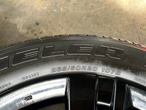 ล้อแม็ก ISUZU MU-X รุ่นพิเศษ PHANTOM ขอบ 20 สีดำ พร้อมยาง 265-50-20 Bridgestone ปี 23