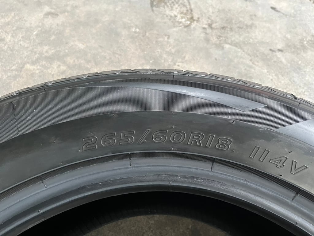 ยาง 265-60-18 GOODRIDE ปี 25 เหมาะสำหรับ รถกระบะตัวสูง และ SUV ทุกรุ่น ยาง 265-60-18 GOODRIDE ปี 25 เหมาะสำหรับ รถกระบะตัวสูง และ SUV ทุกรุ่น