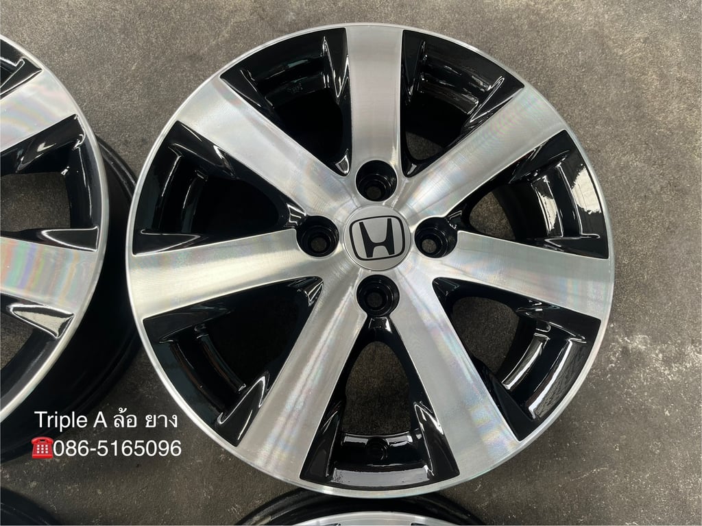 ล้อแม็ก Honda Feed ขอบ 15 ดำหน้าเงา สวยกริ๊บ