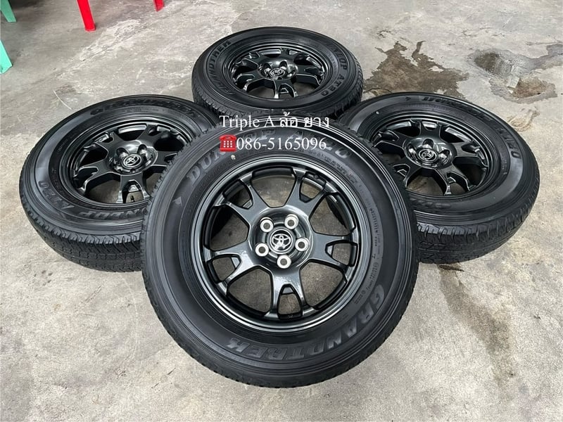 ล้อแม็กป้ายแดง Toyota Revo GR Z Edition ขอบ 17 พร้อมยางป้ายแดง 225-70-17 Dunlop ปี 25