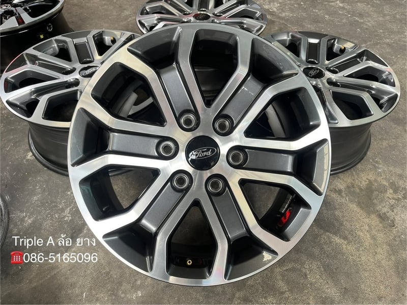 ล้อแม็กป้ายแดง Ford Everest รุ่นใหม่ ขอบ 18 เทาหน้าเงา สวยกริ๊บ