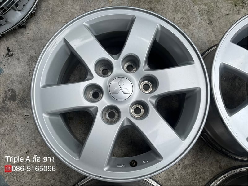 ล้อแม็ก Mitsu Triton ขอบ 16 ใส่กับ Pajero และ Triton 6รู139 ได้เลย ล้อแม็ก Mitsu Triton ขอบ 16 ใส่กับ Pajero และ Triton 6รู139 ได้เลย