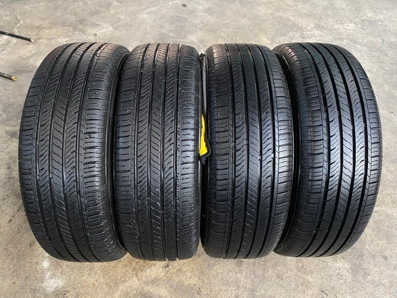 ล้อแม็ก Toyota Vios ขอบ 15 พร้อมยาง 185-60-15 BLACKHAWK ปี 22 ล้อแม็ก Toyota Vios ขอบ 15 พร้อมยาง 185-60-15 BLACKHAWK ปี 22