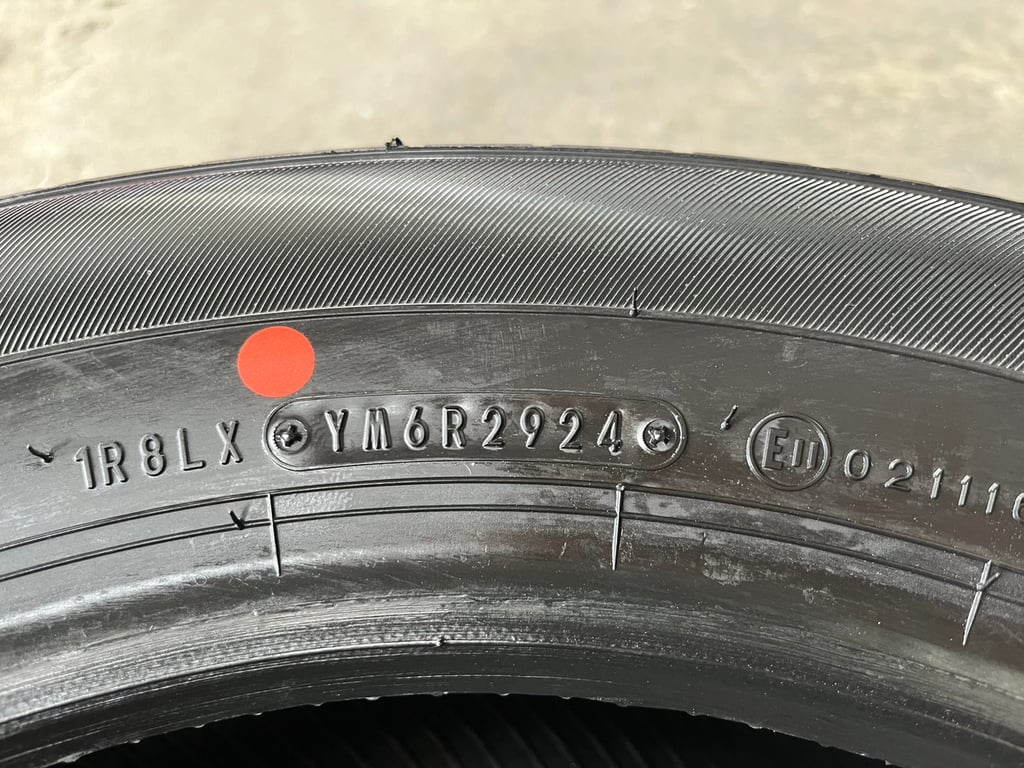 ยางใหม่ 185-65-15 Dunlop ปี 24 ยางใหม่กริ๊บๆ