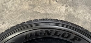 ยางใหม่ป้ายแดง 225-70-17 Dunlop ปี 25 ใหม่กริ๊บ ถอดจากรถใหม่ป้ายแดง
