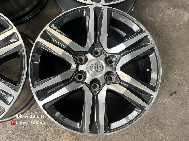 ล้อแม็กป้ายแดง Toyota Fortuner Leader S รุ่นใหม่ ขอบ 17 เทาหน้าเงา ใหม่กริ๊บ ล้อแม็กป้ายแดง Toyota Fortuner Leader S รุ่นใหม่ ขอบ 17 เทาหน้าเงา ใหม่กริ๊บ