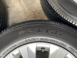 ล้อแม็ก 5รู114 Toyota Revo ขอบ 16 พร้อมยาง 215-65-16 Dunlop ปลายปี 23