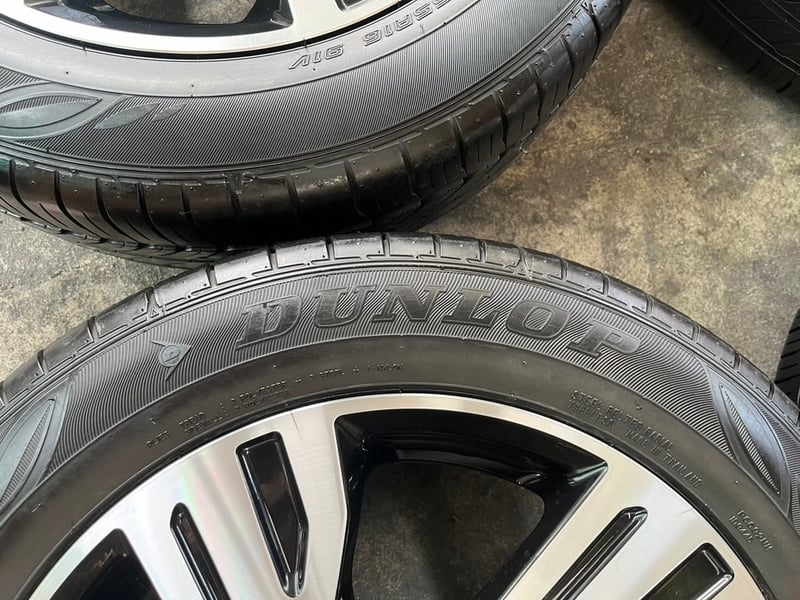 ล้อแม็ก 5รู114 Mitsu Xpander ขอบ 16 ดำหน้าเงา แถมยาง 205-55-16 Dunlop ปลายปี 20