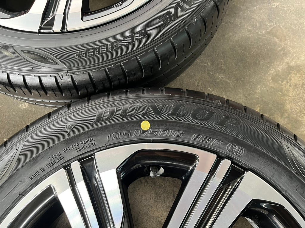 ล้อแม็ก Toyota Yaris Ativ รุ่นใหม่ ขอบ 16 พร้อมยางใหม่ 185-55-16 Dunlop ปี 24 