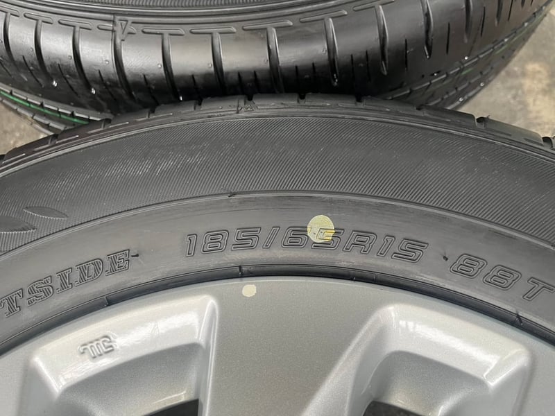 ล้อแม็กป้ายแดง Nissan Almera รุ่นใหม่ล่าสุด ขอบ 15 พร้อมยางใหม่ 185-65-15 Dunlop ปี 24