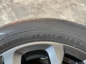 ล้อแม็ก Mazda 2 Skyactive ขอบ 15 สีดำมิดไนท์ ร้อมยาง 185-65-15 Dunlop ปี 23 ล้อแม็ก Mazda 2 Skyactive ขอบ 15 สีดำมิดไนท์ ร้อมยาง 185-65-15 Dunlop ปี 23