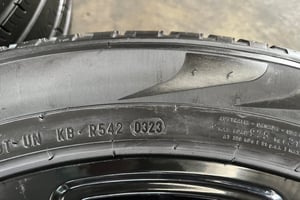 ล้อแม็ก Ford Everest Sport ขอบ 20 สีดำแท้ พร้อมยาง 265-50-20 PIRELLI ปี 23