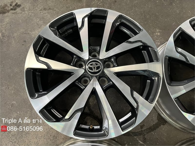 ล้อแม็ก 5รู114 Toyota Corolla Cross ขอบ 18 เทาหน้าเงา