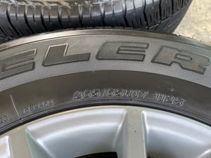 ล้อแม็กแถมยาง 6รู139 Mitsu Triton (ก้ามปู) ขอบ 17 ล้อแม็กแถมยาง 6รู139 Mitsu Triton (ก้ามปู) ขอบ 17