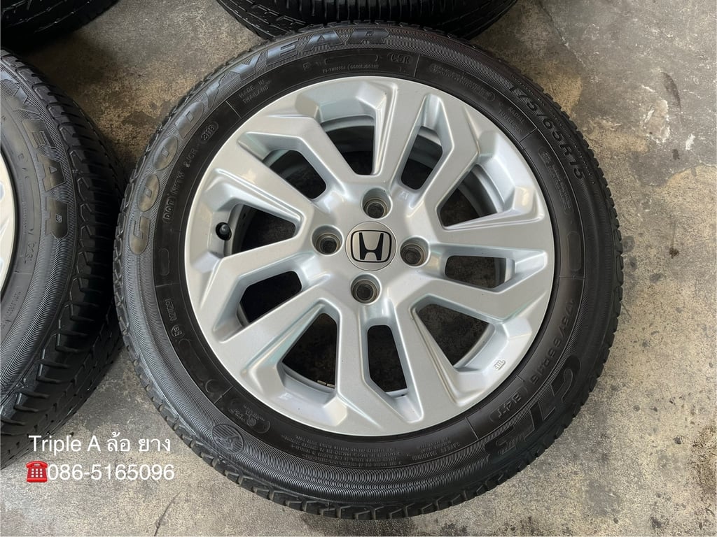 ล้อแม็กแถมยาง 4รู100 Honda Jazz รองท็อป ขอบ 15