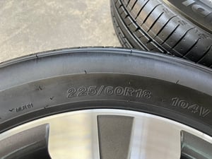 ล้อแม็ก Honda CRV G4 ขอบ 18 สีเทาหน้าเงา พร้อมยางป้ายแดง 225-60-18 CHAOYANG ปี 25 ล้อแม็ก Honda CRV G4 ขอบ 18 สีเทาหน้าเงา พร้อมยางป้ายแดง 225-60-18 CHAOYANG ปี 25