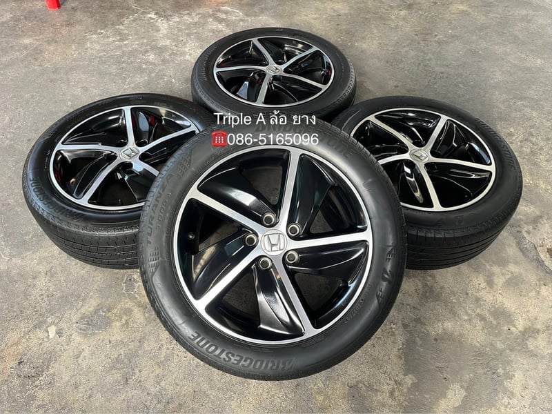 ล้อแม็กพร้อมยาง Honda HRV RS ขอบ 17 ดำหน้าเงา สภาพดี