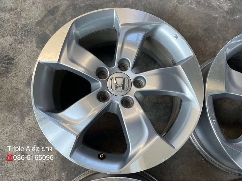 ล้อแม็ก 5รู114 Honda HRV ขอบ 17 สีบอร์นหน้าเงา